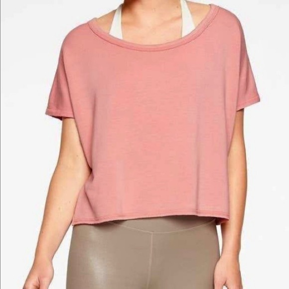 💘 ATHLETA - SOFT PINK UNWIND CROP SHORT SLEEVE SWEATSHIRT OVERSIZED TOP - Picture 4 of 6